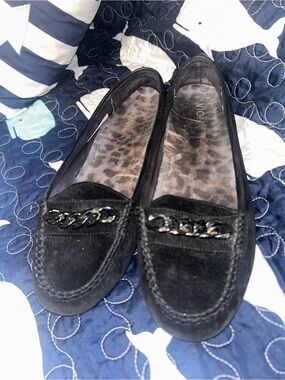 Vionic Black Suede Chain-Trim Loafers